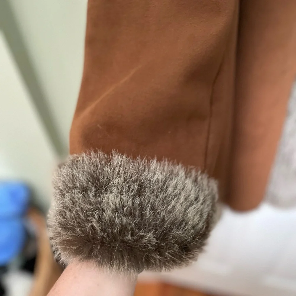 VINTAGE MARVIN RICHARDS Cozy Brown Teddy Jacket with Faux Fur Trim - Picture 3 of 8